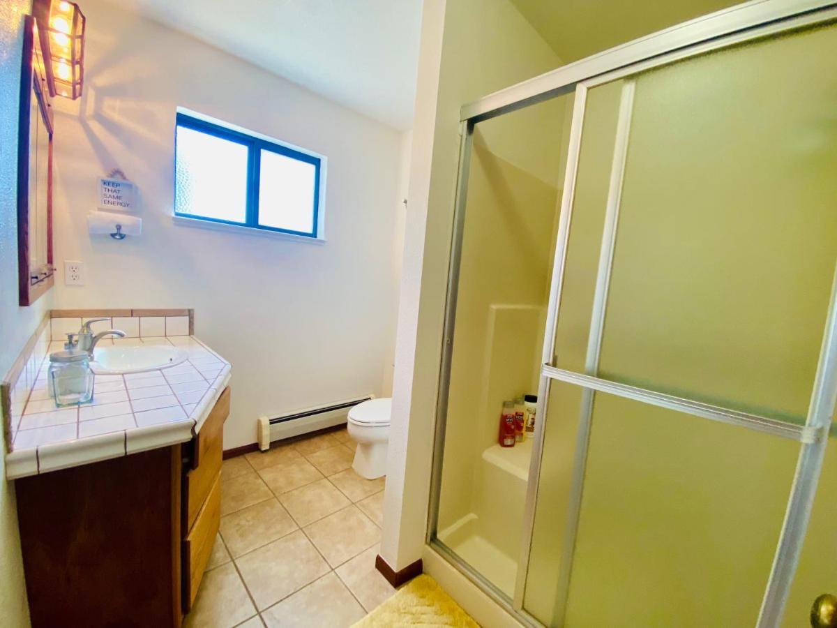 Family Friendly, 3 Bedroom House, With King Bed For Up To 15 - Bbq - Internet - Jet Tub Auburn Dış mekan fotoğraf