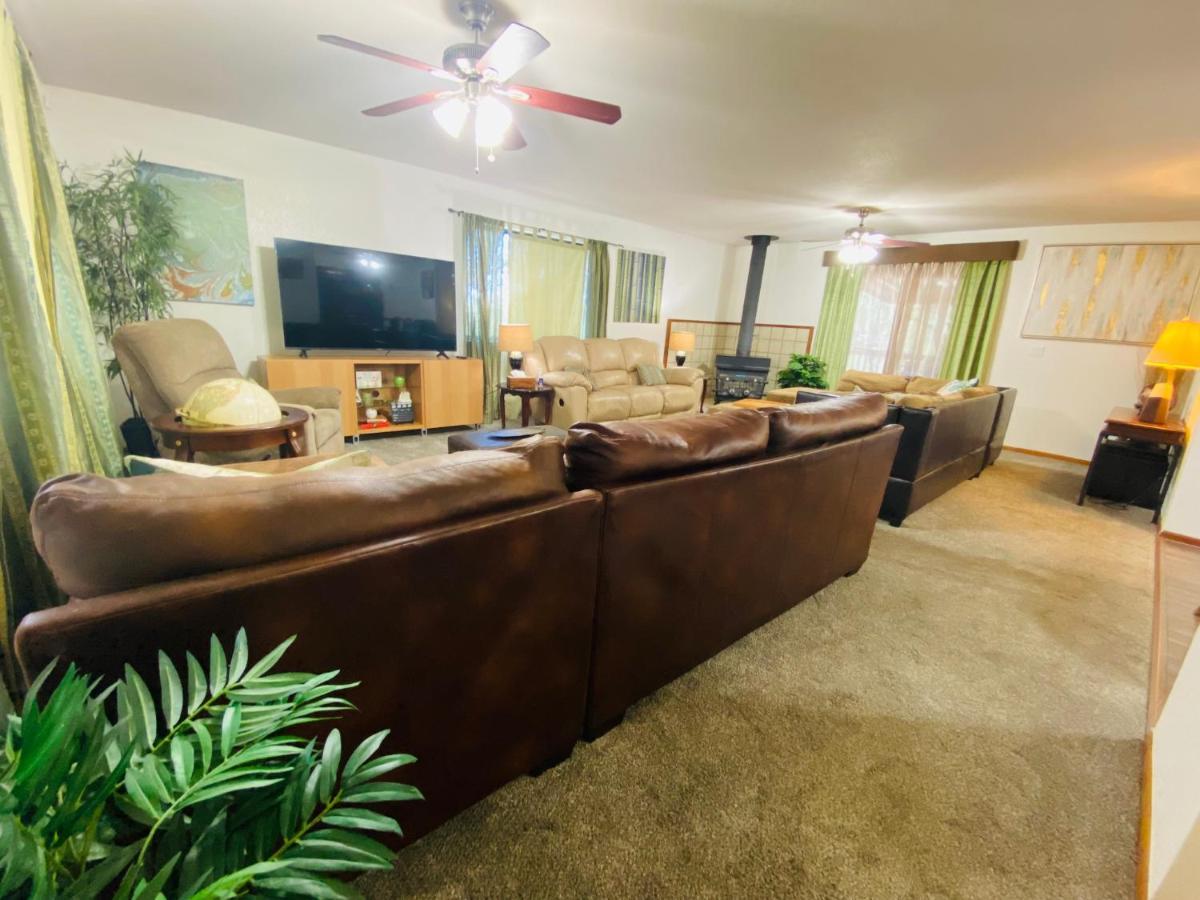 Family Friendly, 3 Bedroom House, With King Bed For Up To 15 - Bbq - Internet - Jet Tub Auburn Dış mekan fotoğraf